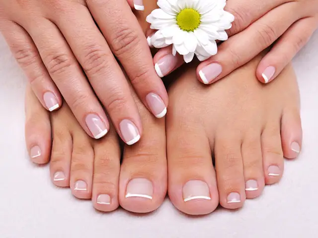 Buruncuk Pedikürcü